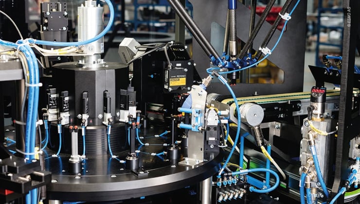Die esmo AG vereinfacht die Produktentstehung mit Eplan und Cideon: SOLIDWORKS und Eplan Daten werden automatisiert zusammengeführt.